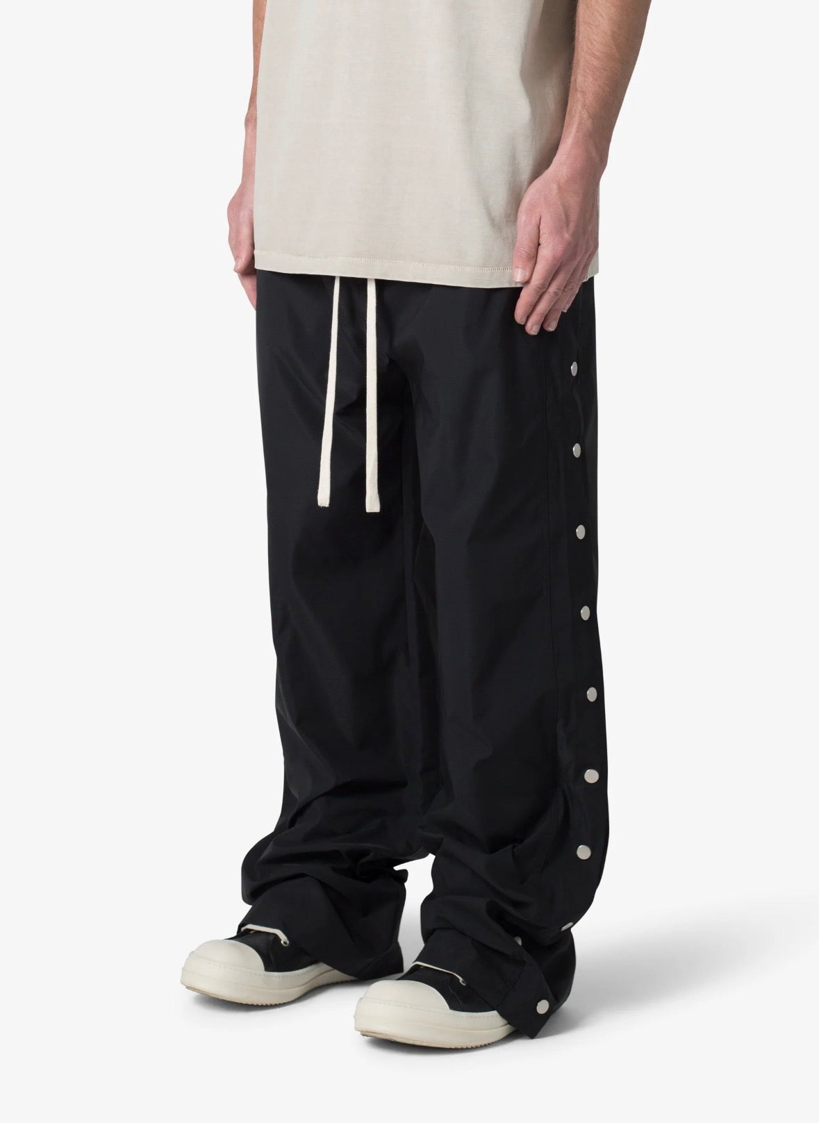 MNML Side Snap Nylon Pants Black