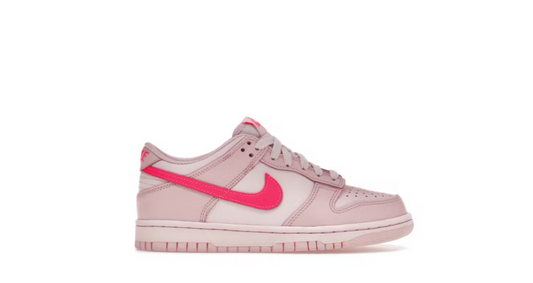 Nike Dunk Low Triple Pink